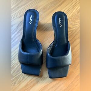 Aldo pillow walk black sandals with fun heels!